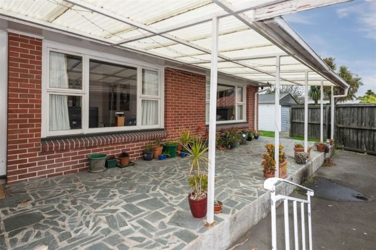 Photo of property in 1/44 Division Street, Riccarton, Christchurch, 8041