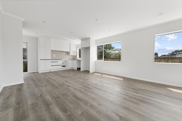 Photo of property in 52d Capstick Road, Otara, Auckland, 2023