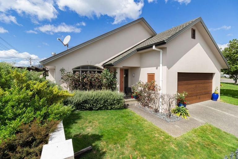 Photo of property in 285 Vaughan Road, Owhata, Rotorua, 3010
