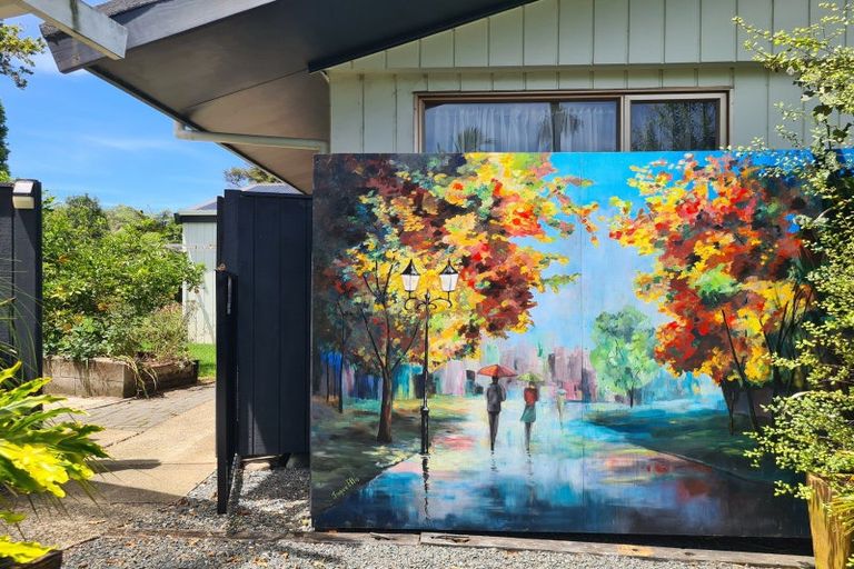 Photo of property in 30 Driving Creek Road, Coromandel, 3506