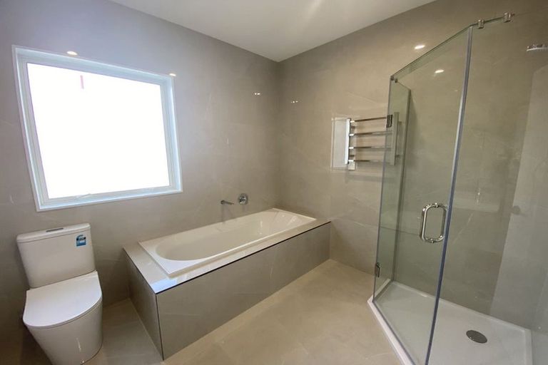 Photo of property in 11a Flavia Close, Torbay, Auckland, 0630