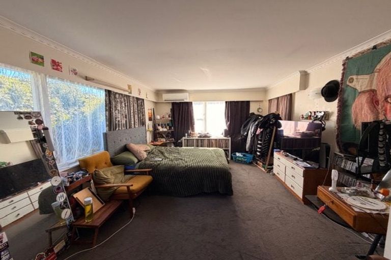 Photo of property in 51 Laings Road, Hutt Central, Lower Hutt, 5010