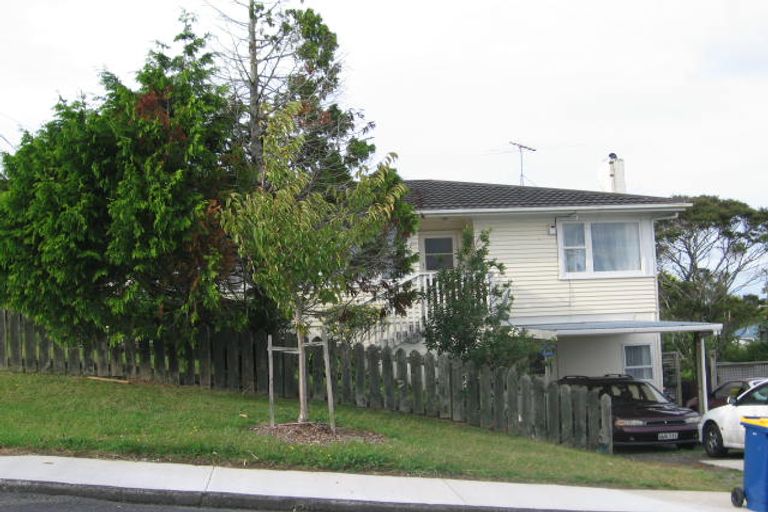 Photo of property in 8a Matama Road, Glen Eden, Auckland, 0602