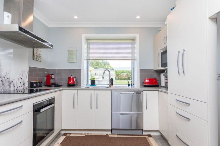 Photo of property in 129 Guy Street, Dannevirke, 4930