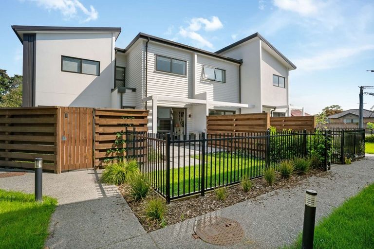 Photo of property in 8/69 Suva Street, Upper Riccarton, Christchurch, 8041