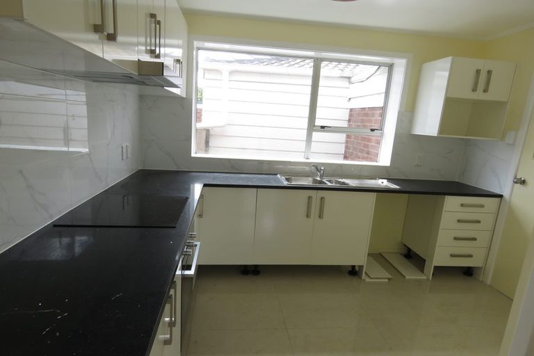 Photo of property in 393 West Coast Road, Glen Eden, Auckland, 0602