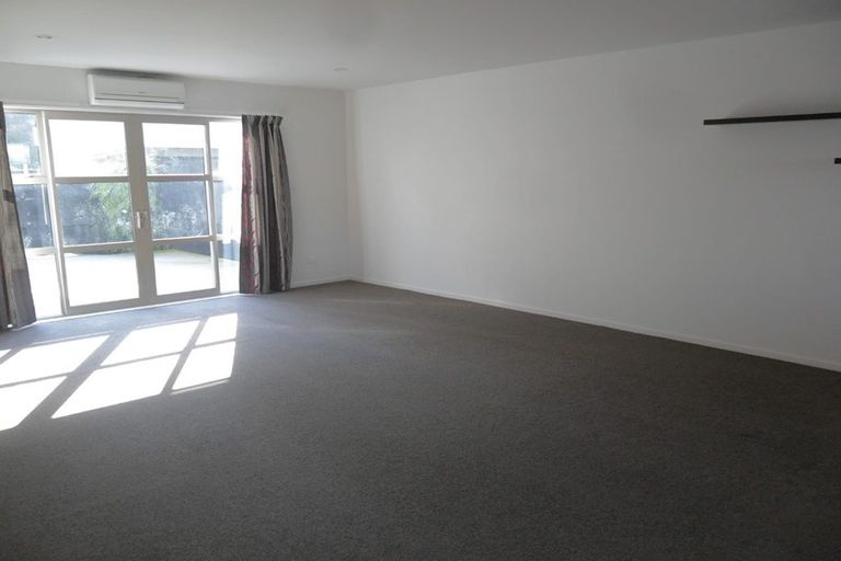 Photo of property in 2/75 Burke Street, Addington, Christchurch, 8024