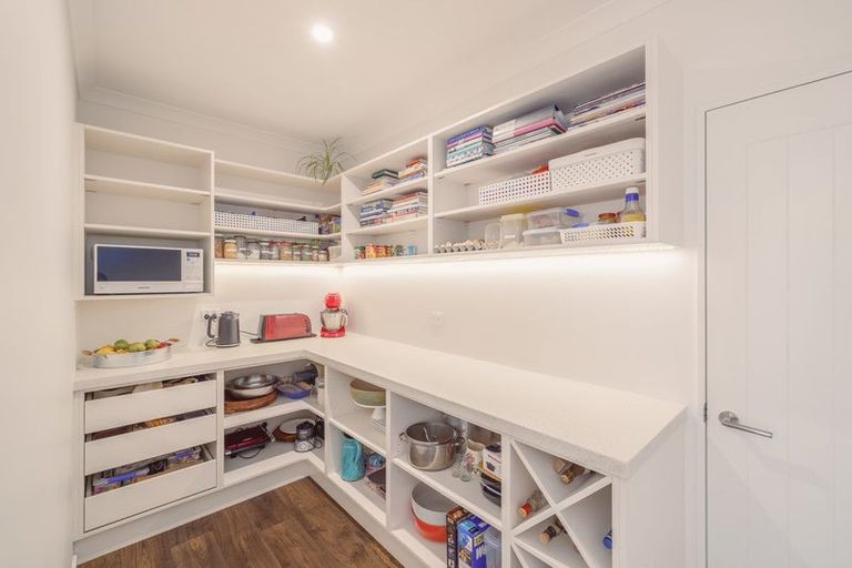 Photo of property in 20 Bargrove Close, Halswell, Christchurch, 8025