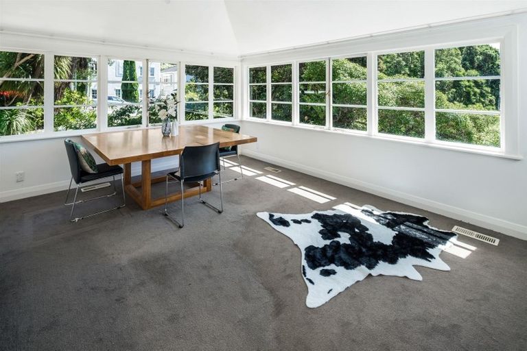 Photo of property in 17 Ponsonby Road, Karori, Wellington, 6012