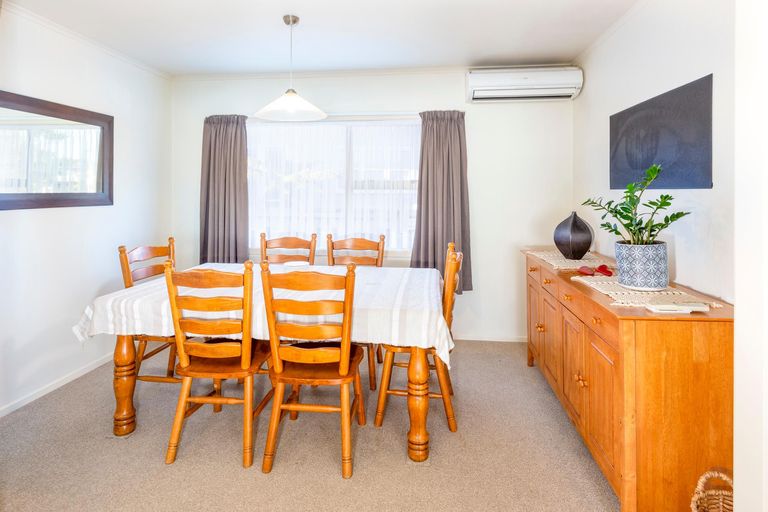 Photo of property in 34 Rothery Road, Hillpark, Auckland, 2102