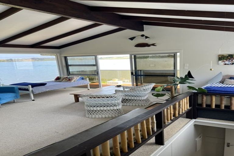 Photo of property in 155 Torkar Road, Clarks Beach, 2122