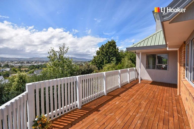 Photo of property in 22 Braeside, Kinmont Park, Mosgiel, 9024