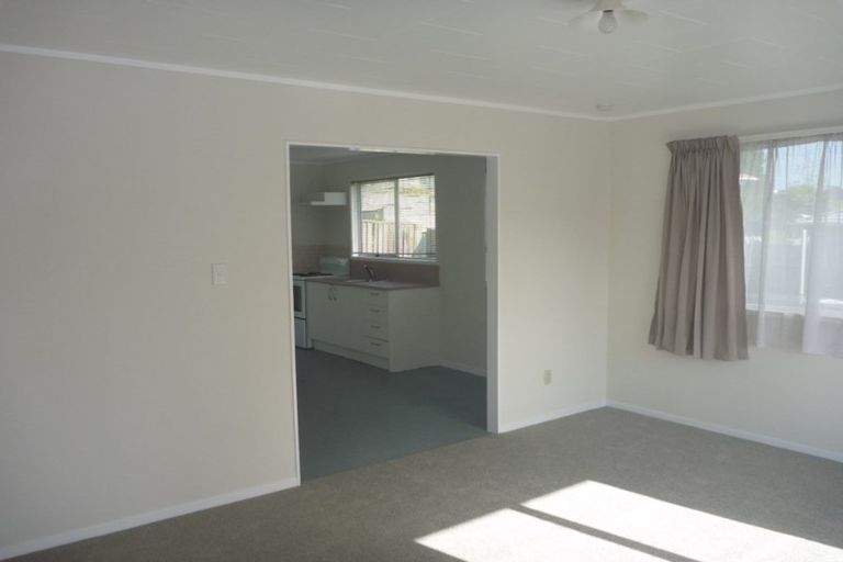 Photo of property in 1/11 Spinella Drive, Bayview, Auckland, 0629