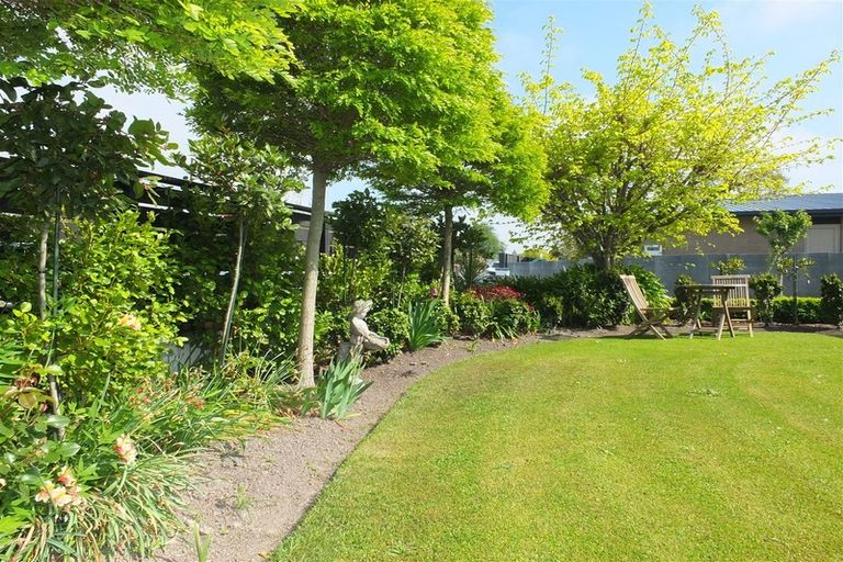 Photo of property in 261 Otipua Road, Highfield, Timaru, 7910