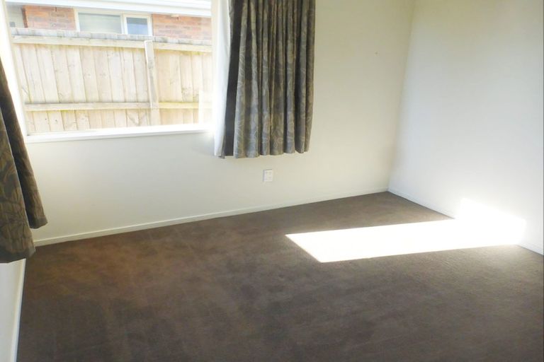 Photo of property in 12 Kydd Lane, Hornby, Christchurch, 8042