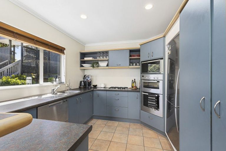 Photo of property in 81 Nevay Road, Miramar, Wellington, 6022