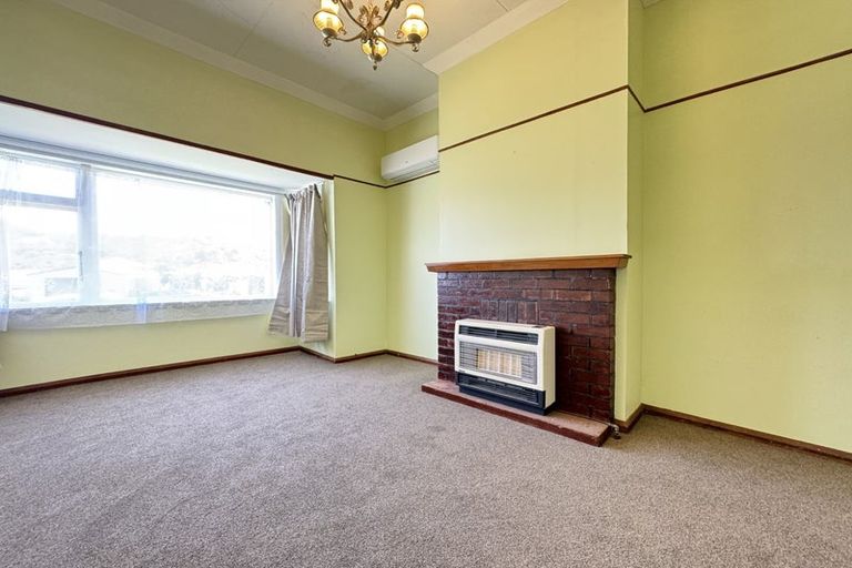 Photo of property in 85 Tiber Street, Island Bay, Wellington, 6023