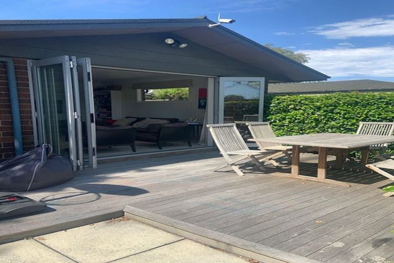 Photo of property in 52 Hawthorne Street, Strowan, Christchurch, 8052