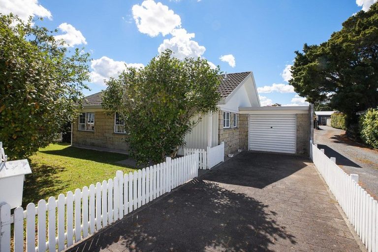 Photo of property in 54a Williams Street, Cambridge, 3434