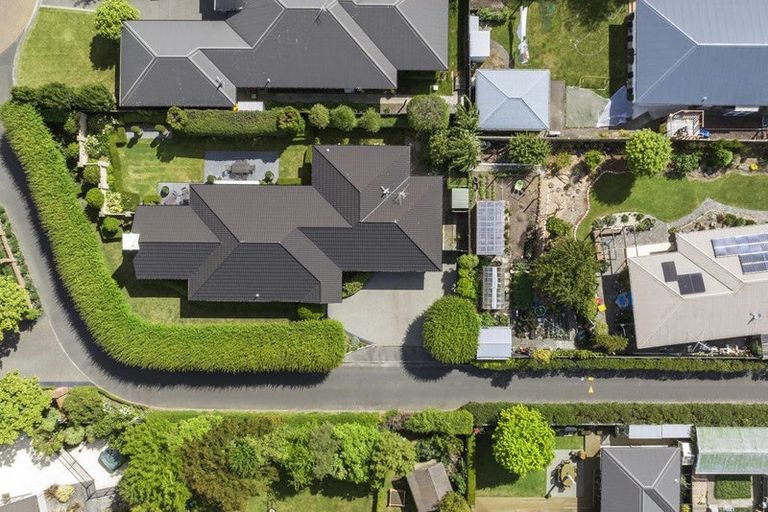 Photo of property in 8 Lime Tree Lane, Harewood, Christchurch, 8051