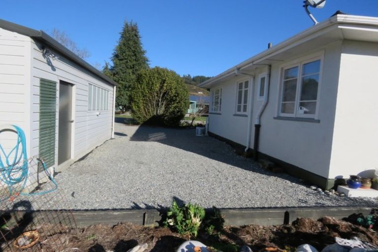 Photo of property in 6 Cavell Street, Reefton, 7830