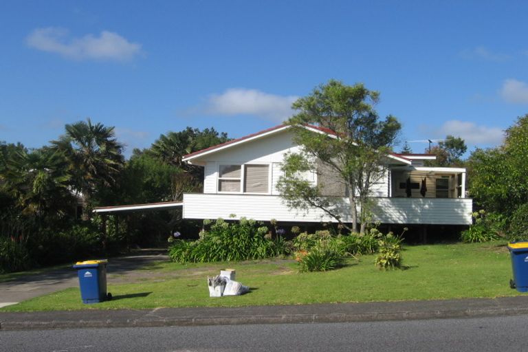 Photo of property in 95 Weldene Avenue, Glenfield, Auckland, 0629
