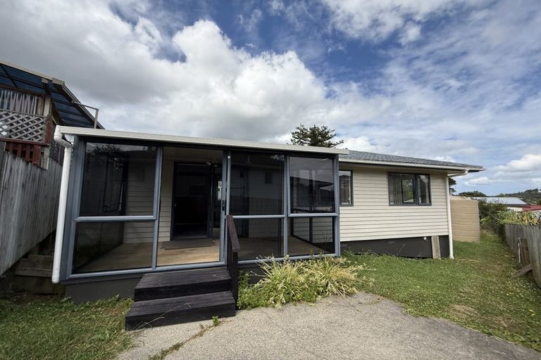 Photo of property in 54a7a Powrie Street, Glenfield, Auckland, 0629