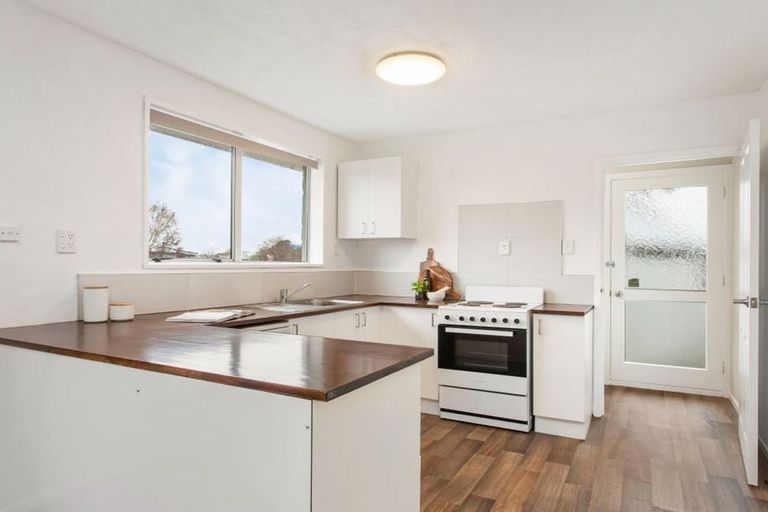 Photo of property in 15 Chadbury Street, Parklands, Christchurch, 8083