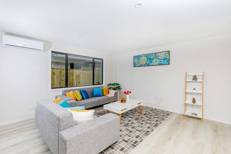 Photo of property in 11 Zadar Street, Kumeu, 0810