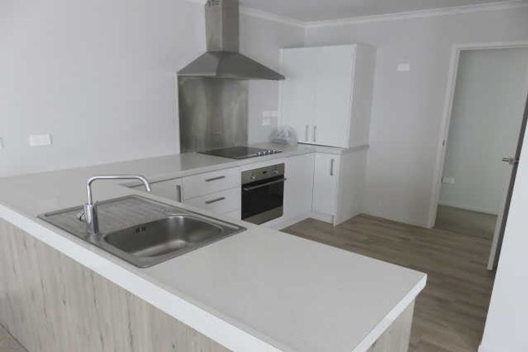 Photo of property in 2/24 Lorne Street, Melville, Hamilton, 3206