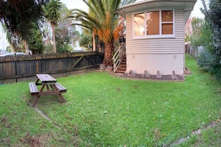 Photo of property in 118 Moore Street, Howick, Auckland, 2014