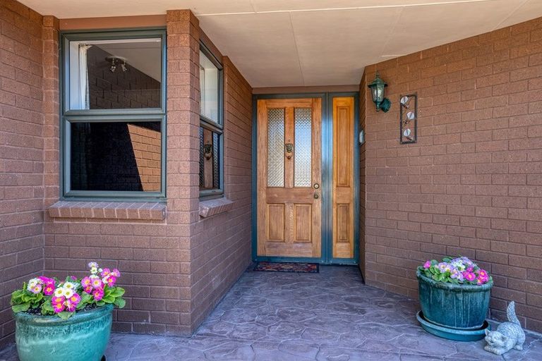 Photo of property in 130 Pownall Street, Masterton, 5810