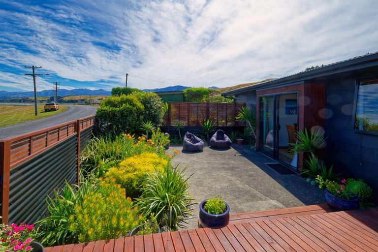 Photo of property in 67 South Bay Parade, South Bay, Kaikoura, 7300