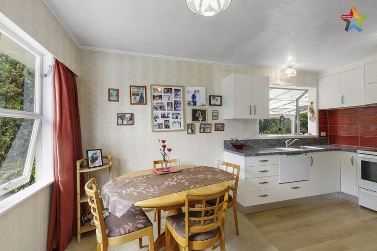Photo of property in 89 Normandale Road, Normandale, Lower Hutt, 5010