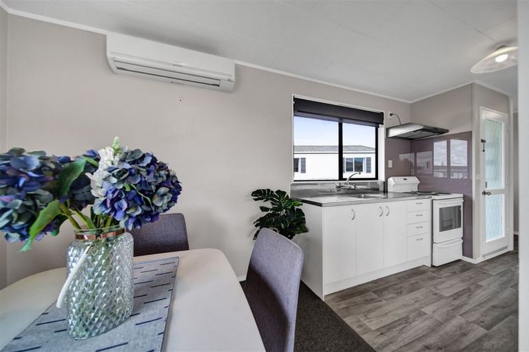 Photo of property in 51 Sunnyvale Street, Bell Block, New Plymouth, 4312