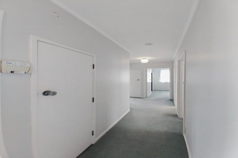 Photo of property in 30 Nevada Avenue, Pakuranga Heights, Auckland, 2010