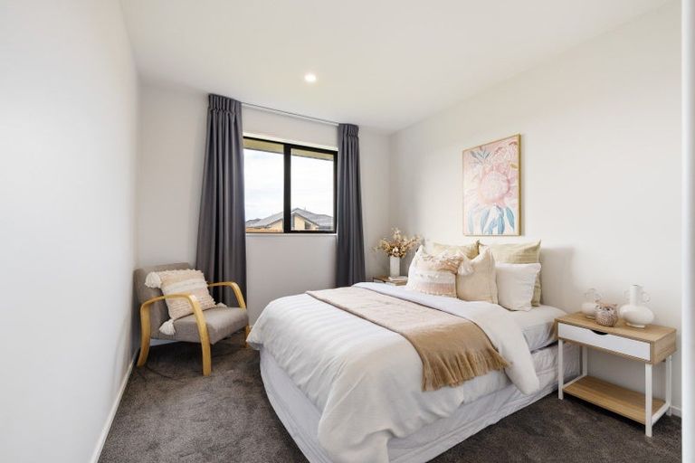 Photo of property in 18 Lovelock Avenue, Rolleston, 7615