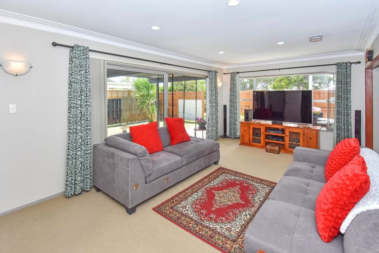 Photo of property in 137 Elliot Street, Pahurehure, Papakura, 2113