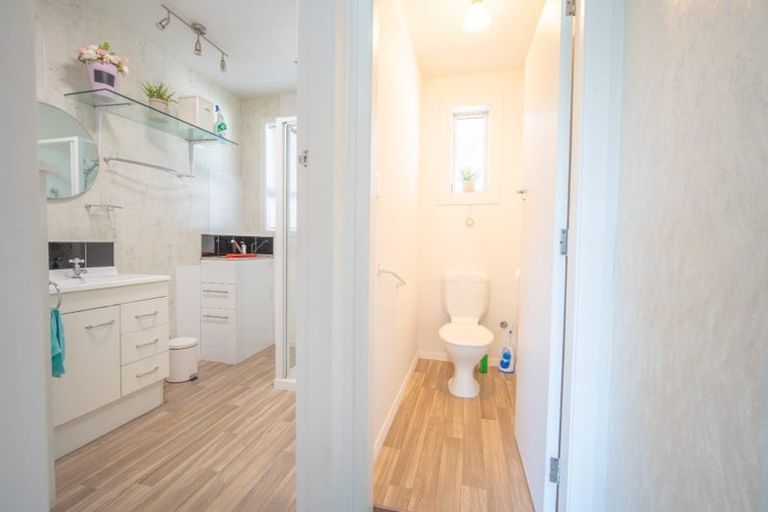 Photo of property in 2/458 Barbadoes Street, Edgeware, Christchurch, 8013