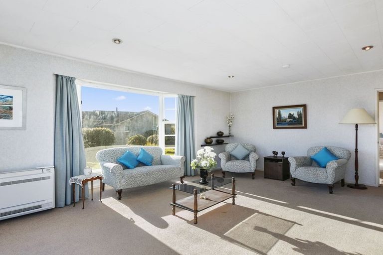 Photo of property in 99a Easther Crescent, Kew, Dunedin, 9012