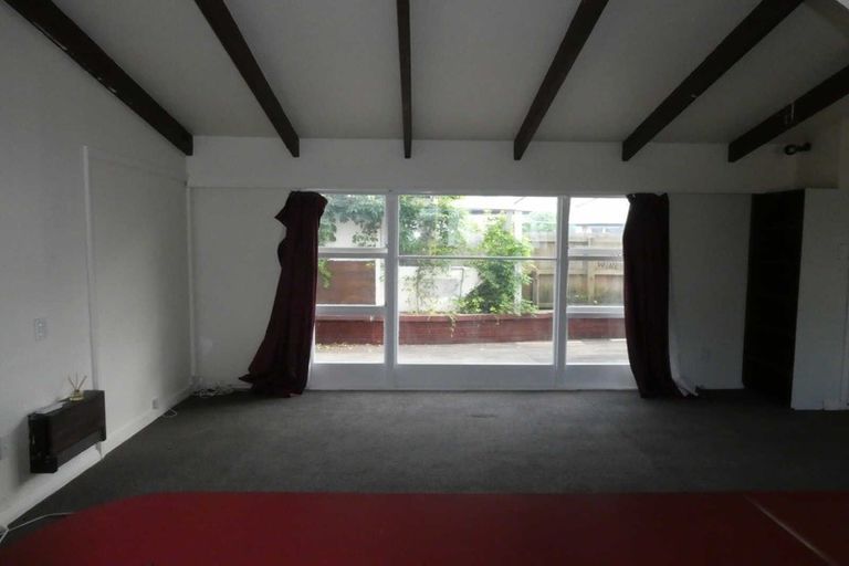 Photo of property in 8 Clonbern Place, Upper Riccarton, Christchurch, 8041