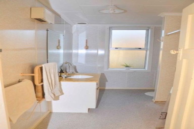 Photo of property in 42 Metzger Street, Georgetown, Invercargill, 9812