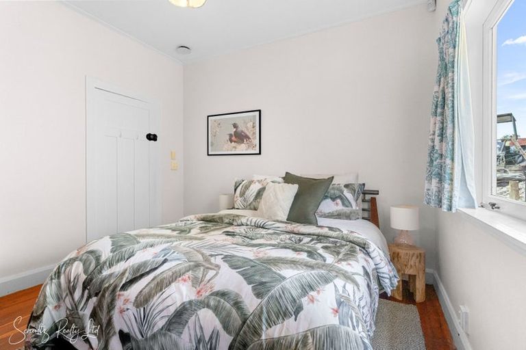 Photo of property in 632 Pahi Road, Pahi, Paparoa, 0571