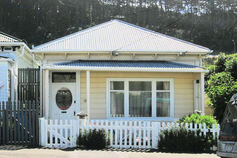 Photo of property in 116 Hanson Street, Newtown, Wellington, 6021