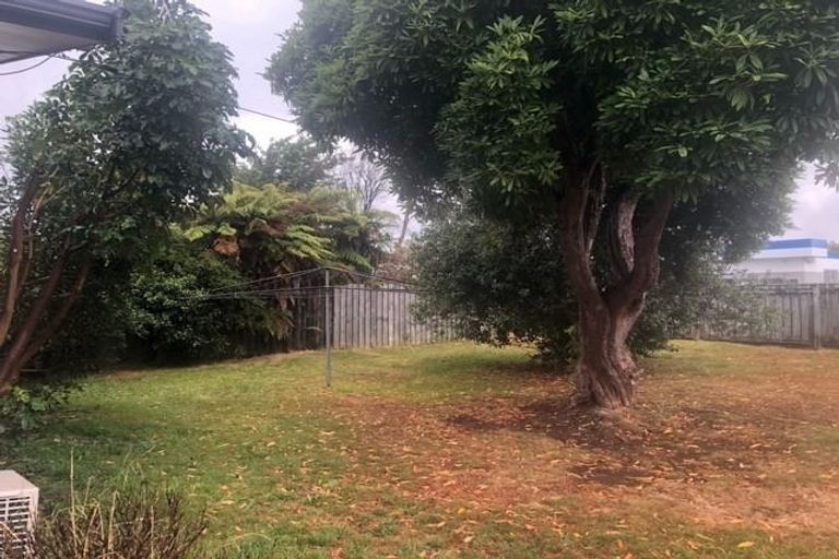 Photo of property in 1 Steeles Lane, Western Heights, Rotorua, 3015