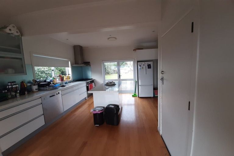 Photo of property in 16 Routly Avenue, Pukekohe, 2120