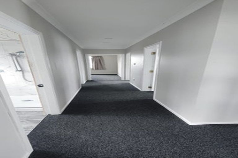 Photo of property in 9 Sacha Place, Glenview, Hamilton, 3206