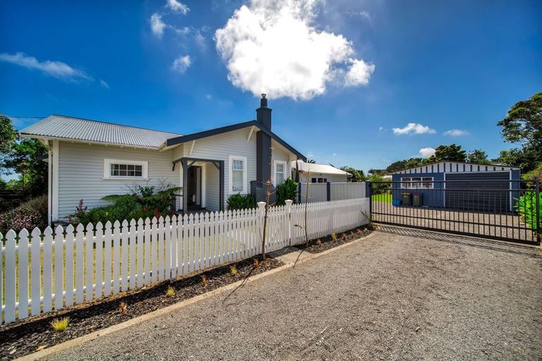 Photo of property in 74 Puriri Street, Hawera, 4610