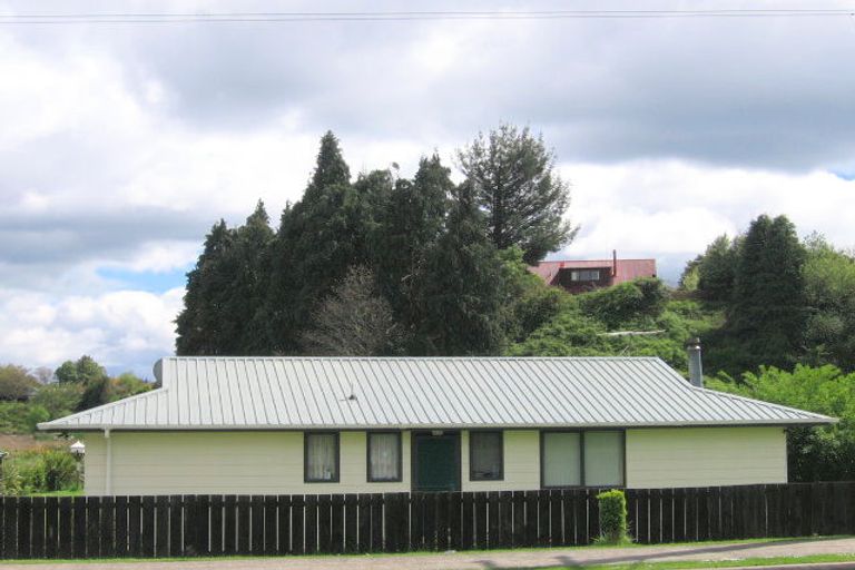 Photo of property in 17 Morey Street, Owhata, Rotorua, 3010