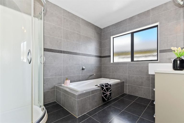 Photo of property in 67 Moonlight Drive, Rototuna North, Hamilton, 3210